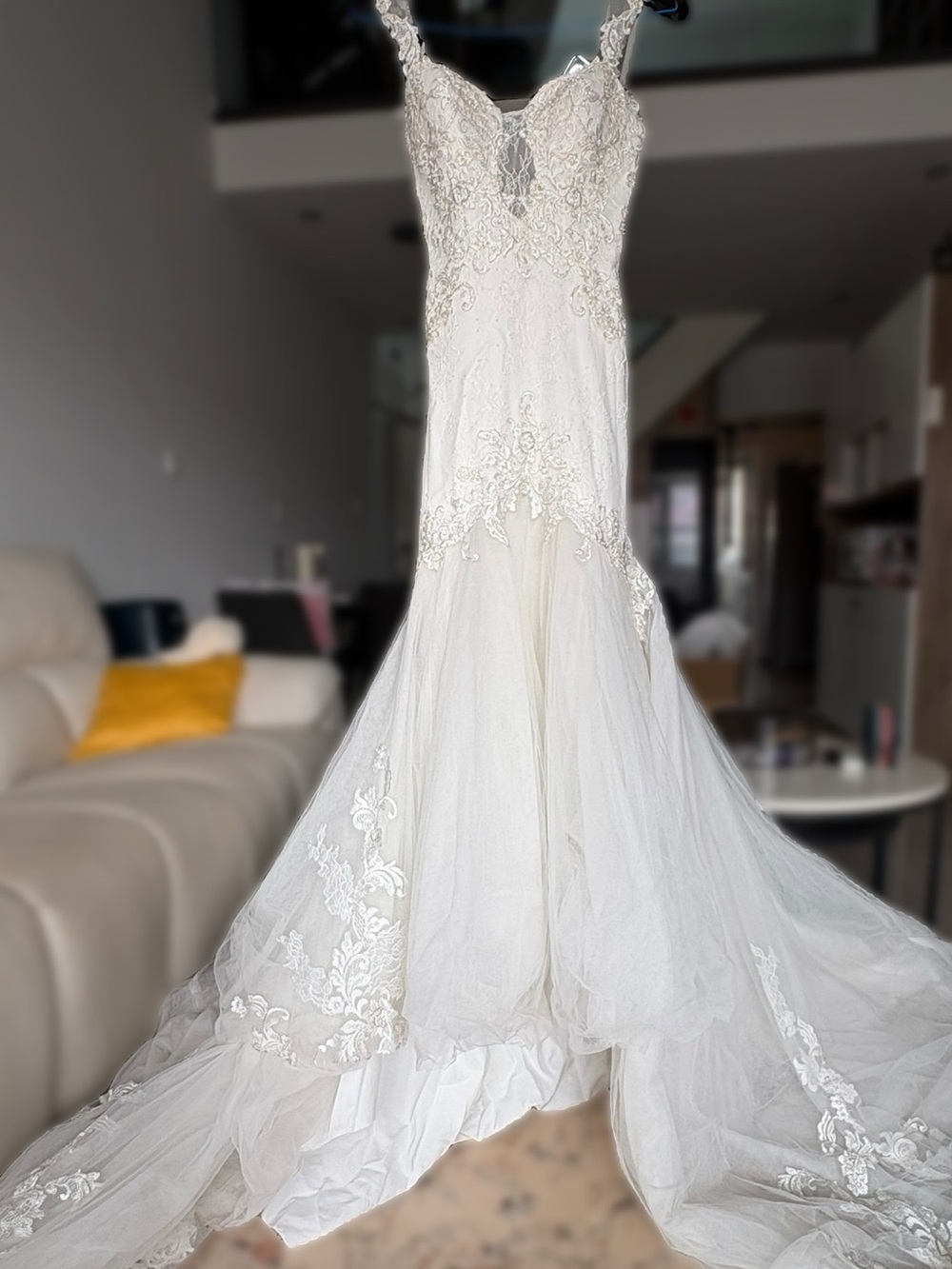 Elegant White Lace Mermaid Wedding Dress